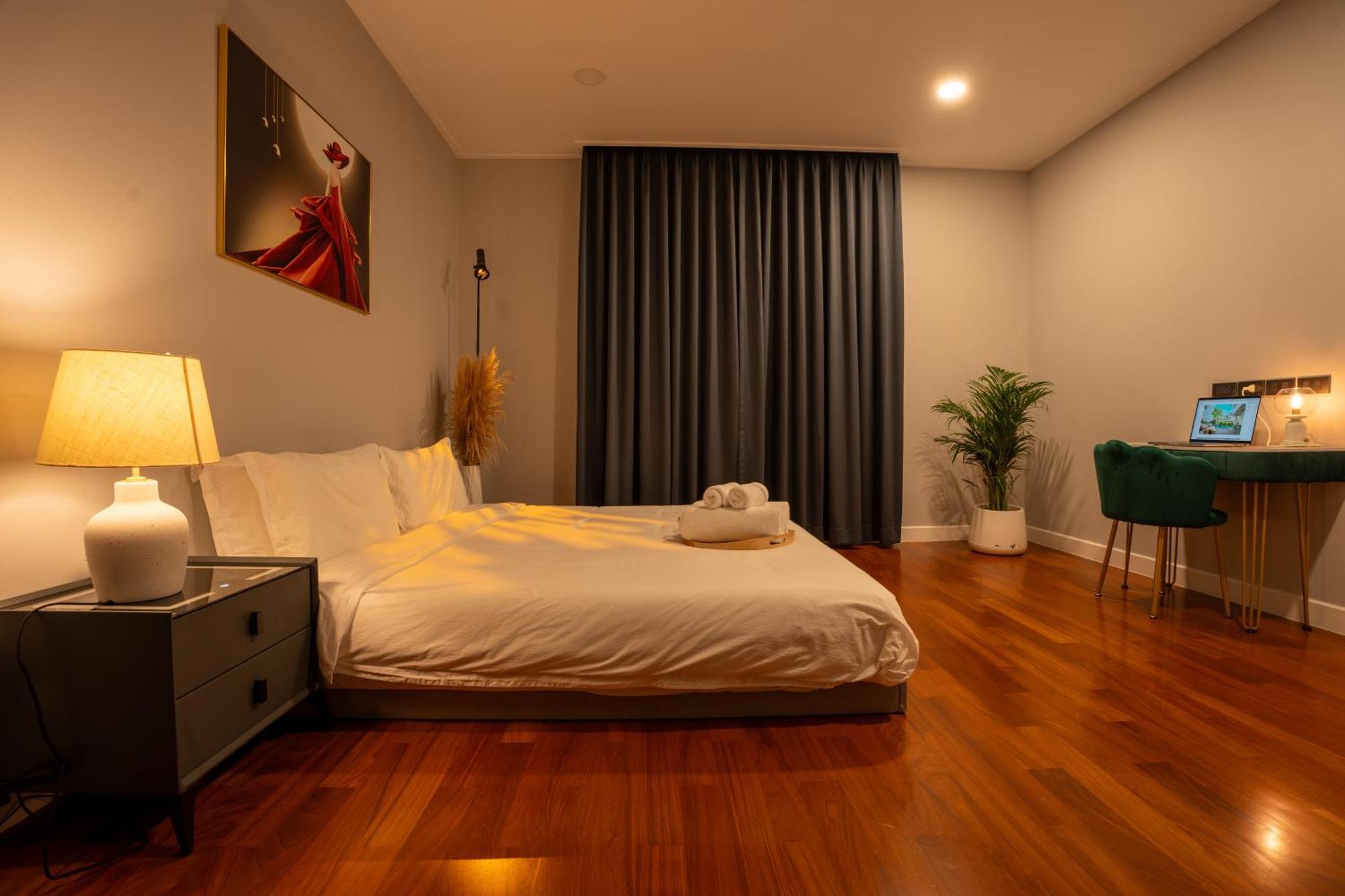 Villa 943summer Villa曼谷中心asok&tong Lor800平海天别墅